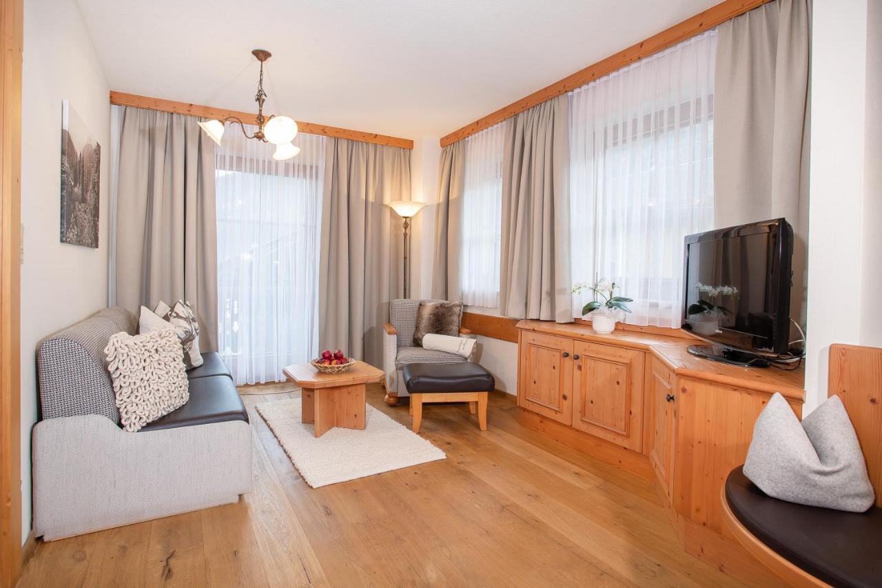 Hotel Brixnerhof Im Zillertal à Schlitters Extérieur photo