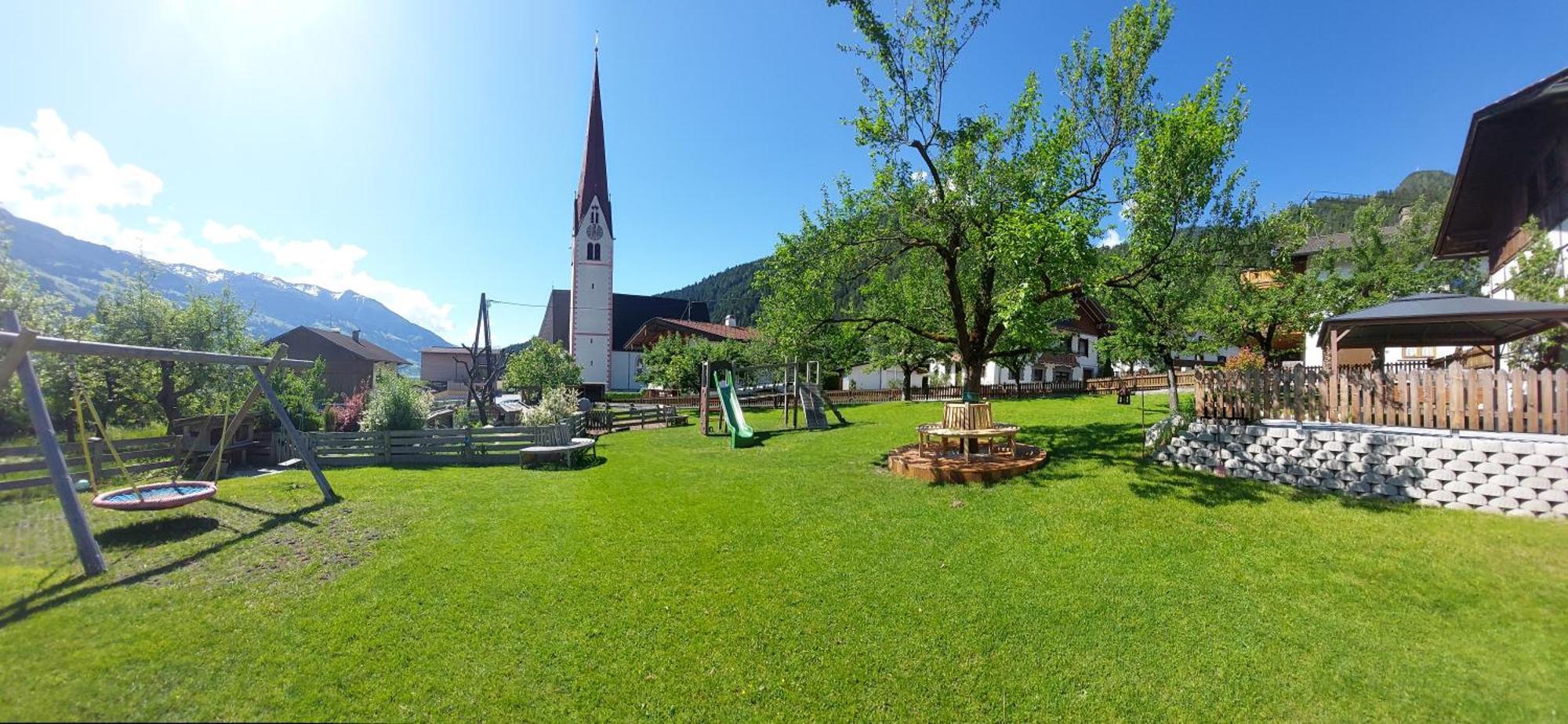 Hotel Brixnerhof Im Zillertal à Schlitters Extérieur photo