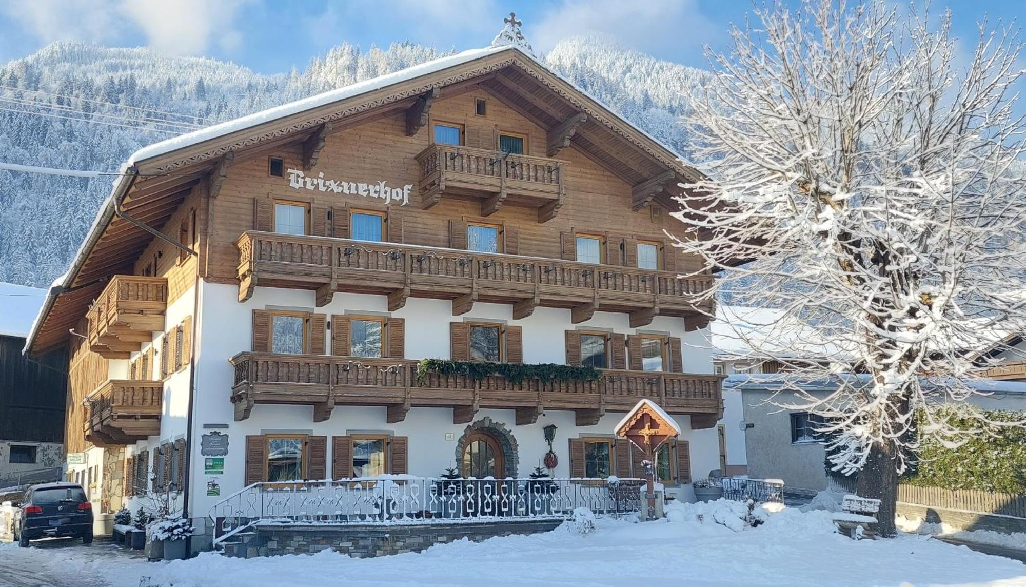 Hotel Brixnerhof Im Zillertal à Schlitters Extérieur photo