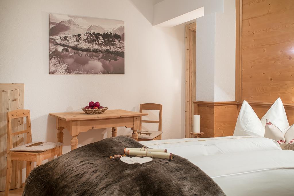 Hotel Brixnerhof Im Zillertal à Schlitters Extérieur photo